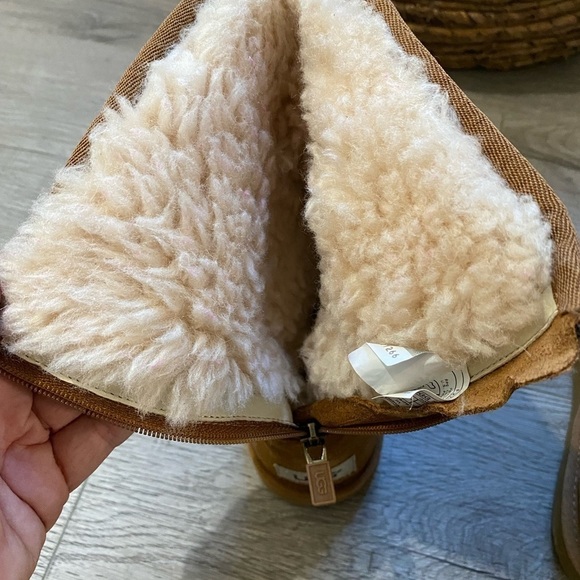 UGG Boots, Tan, Size 4 - Picture 9 of 11